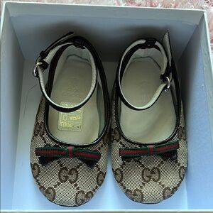 Gucci Girls Brown GG Canvas Mary Jane with Green-Red Ribbon